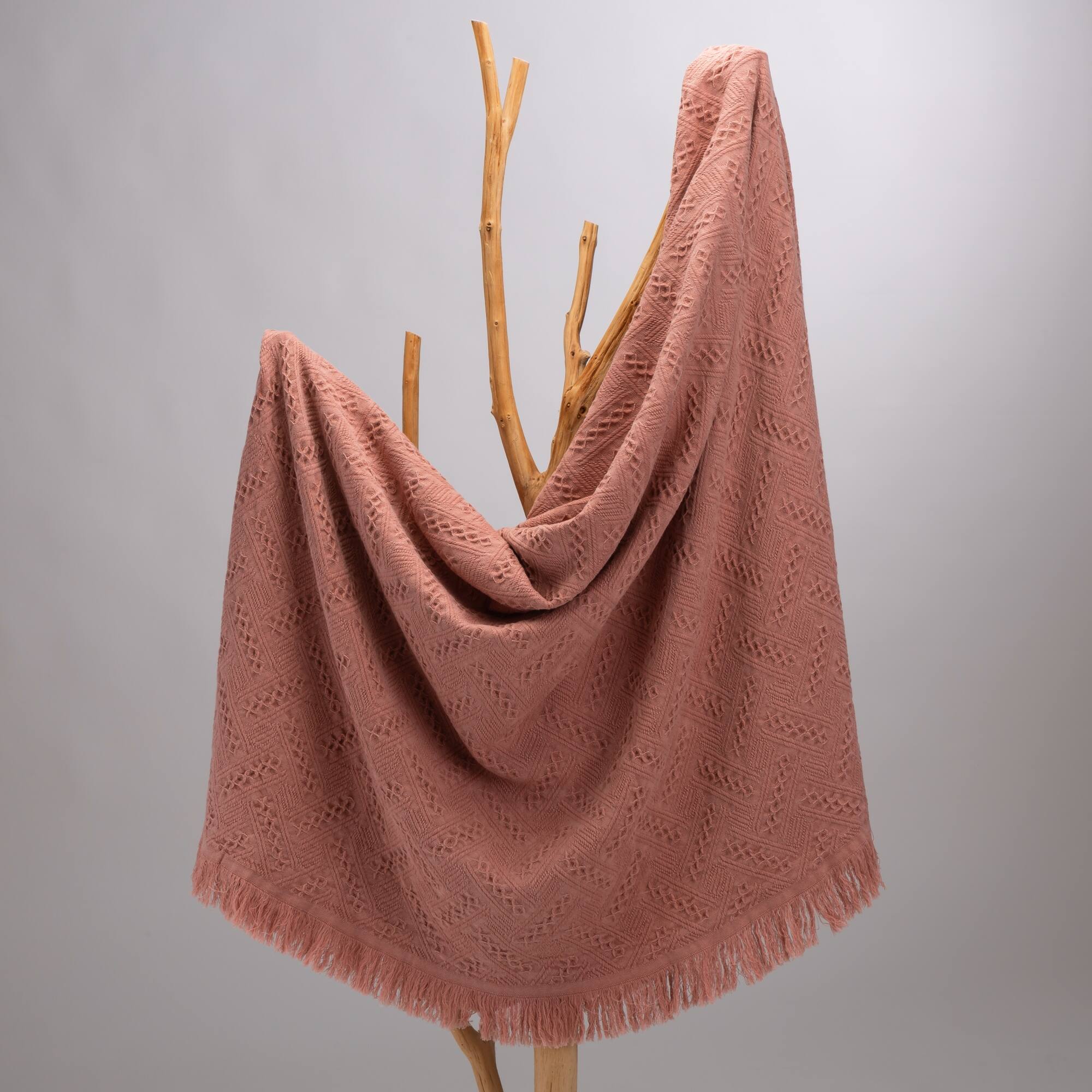 Glitzhome® Coral Pink Grid Cotton Woven Throw
